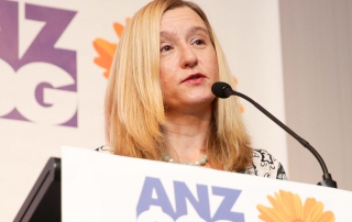 Photo of Professor Linda Mileshkin